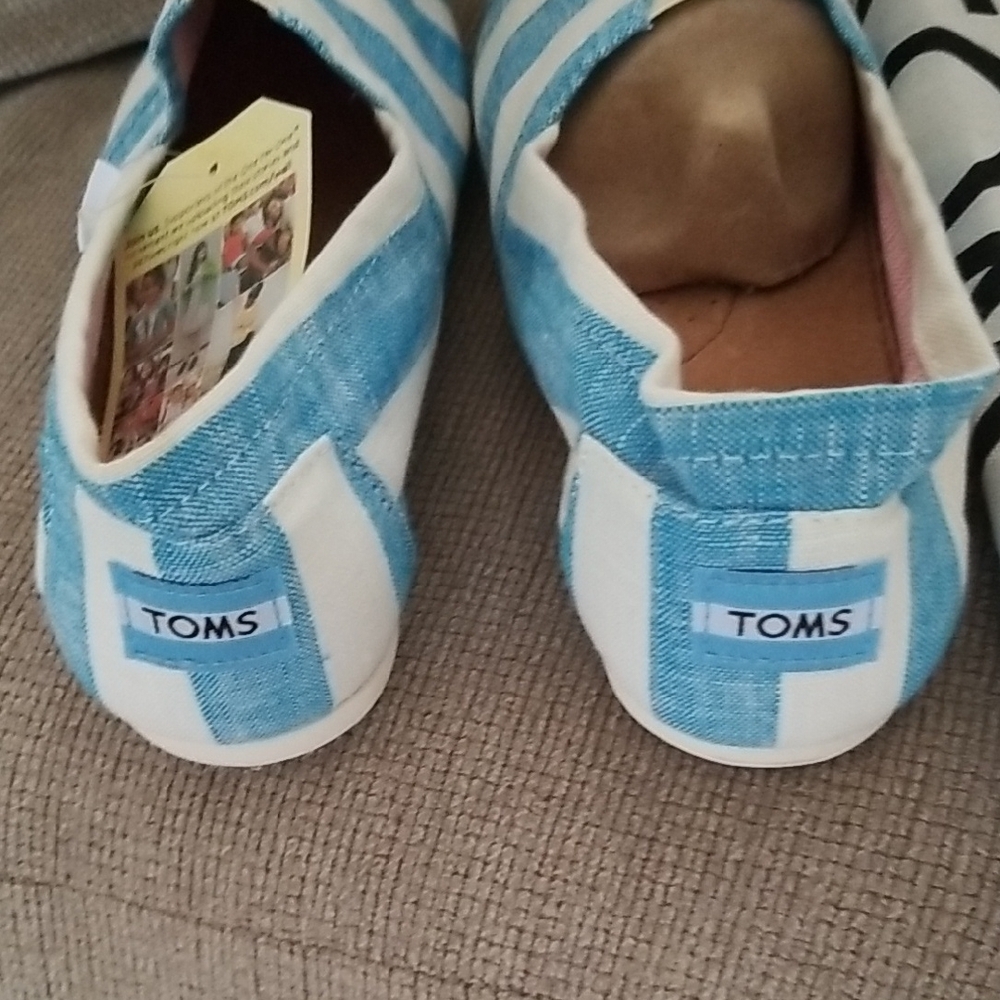 TOMS Women's Espadrilles in Blue and White - Picture 3 of 4